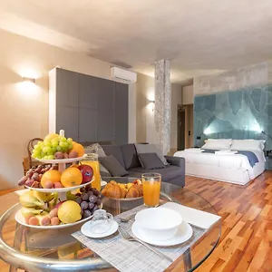 https://il-garbo-apartments.hotelinveneto.com