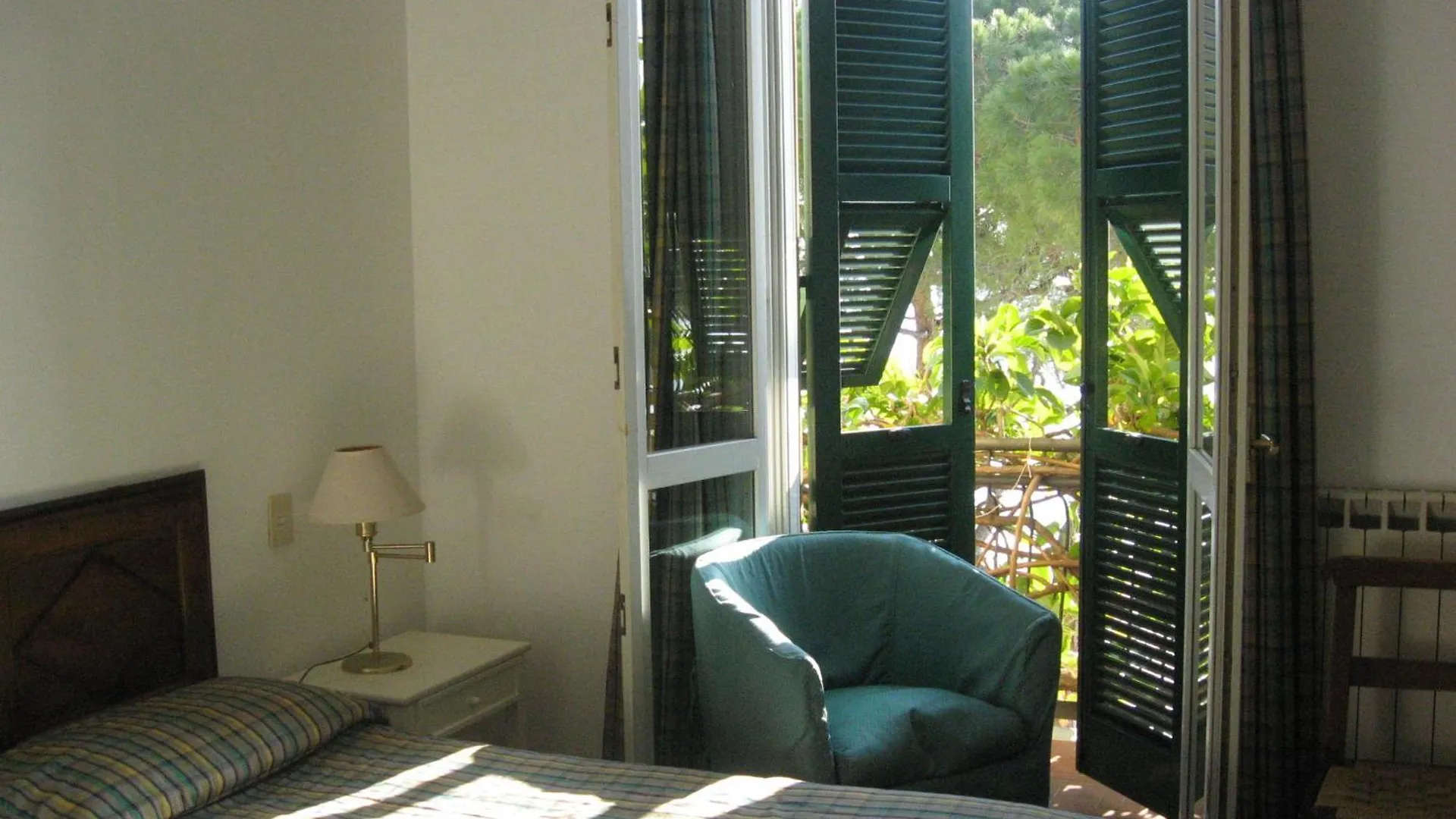 Hotel Beau Rivage Alassio 3*,  Italy